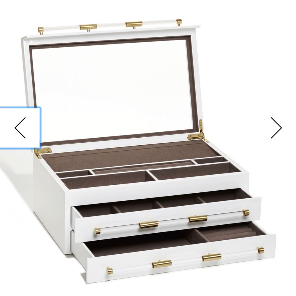 Large Kendra Scott Jewelry Box